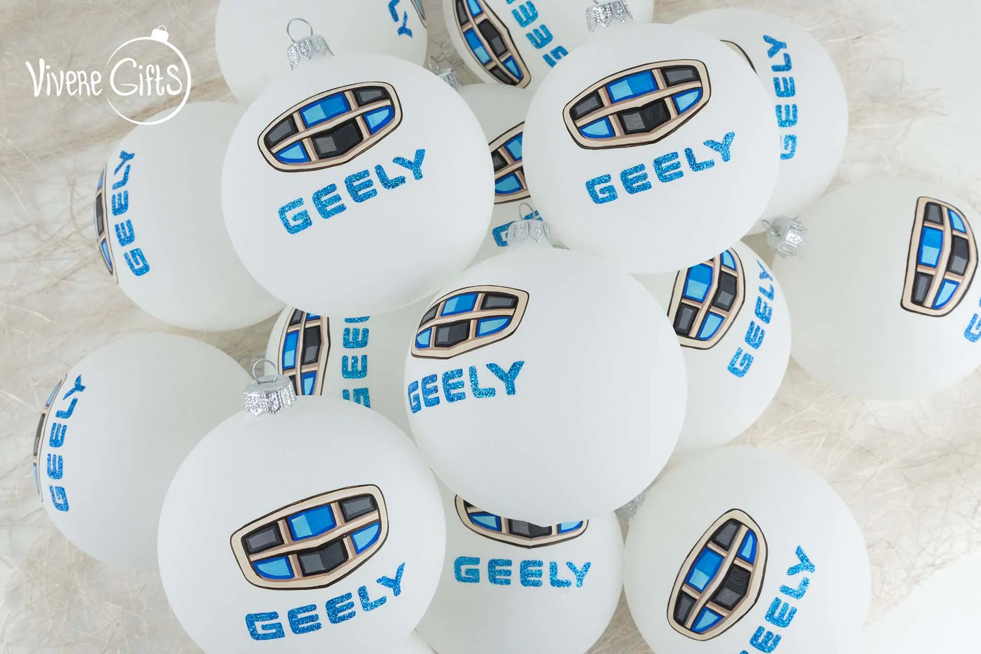 Ёлочные шары брендированные GEELY